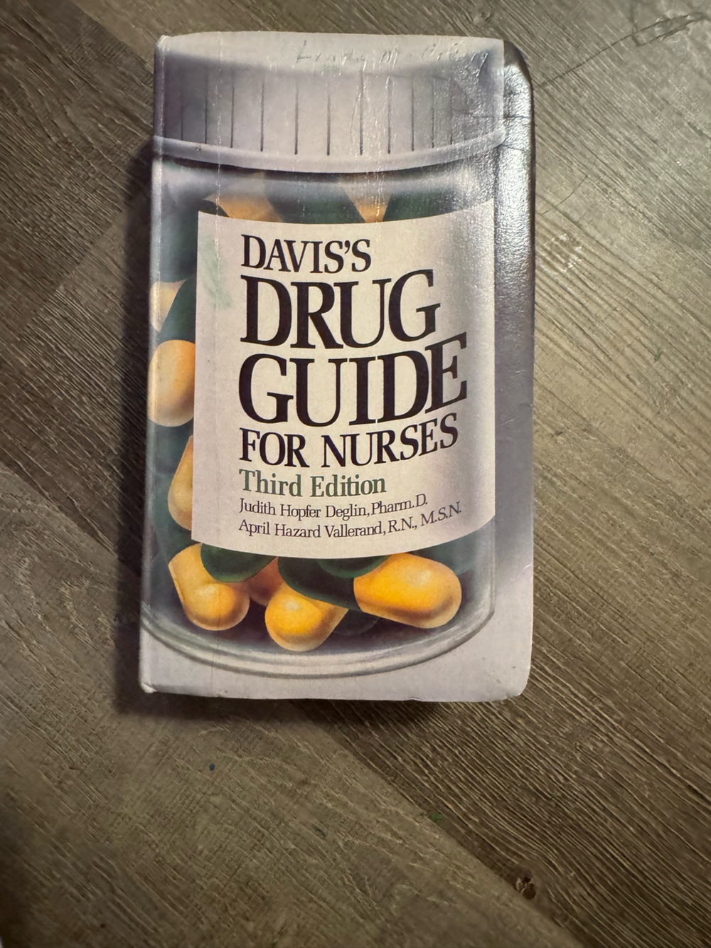 Drug Guide for Nurses - Third Edition (White/Cream Cover)